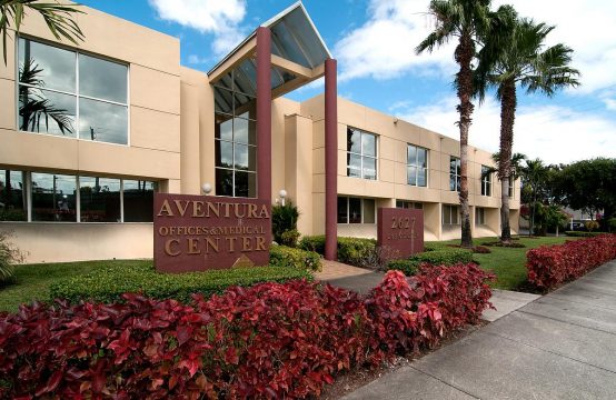 Medical &#038; Executive Offices of Aventura <br>2627 NE 203rd St.