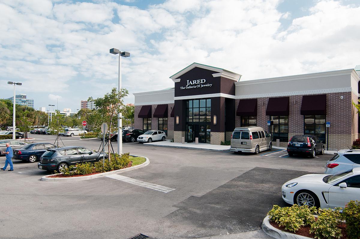 Aventura Grand Cove <br>19001 Biscayne Blvd.